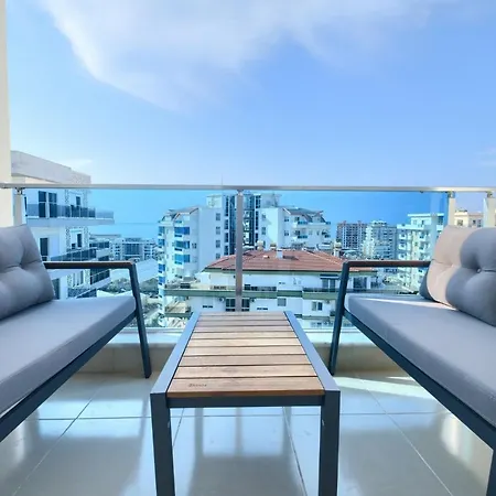 Yekta Blue By Newinn Apartment