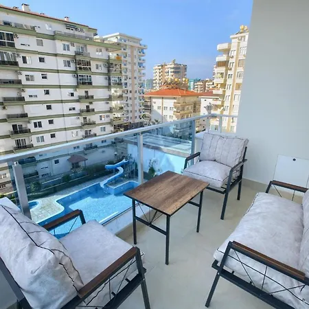 Yekta Blue By Newinn Apartment